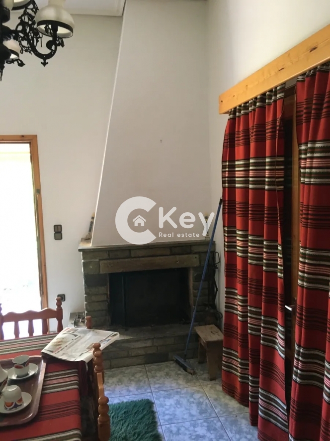 Κτήριο στην Ζεμενό, Αράχωβα — Φωτογραφία 13 από 16